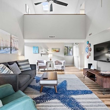 Coastal Oasis With Pool - Walk To Coligny Beach Park Hilton Head Island Exteriér fotografie