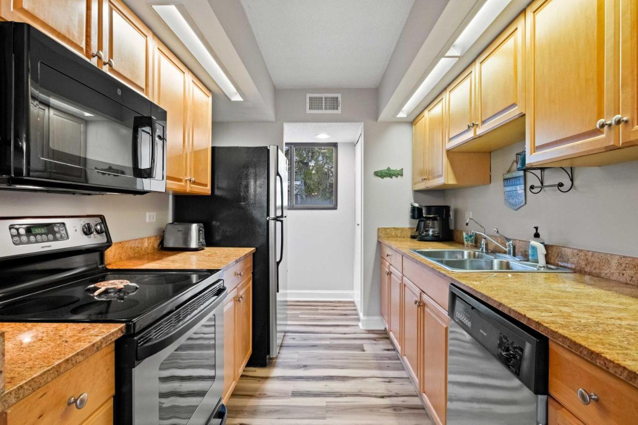 Coastal Oasis With Pool - Walk To Coligny Beach Park Hilton Head Island Exteriér fotografie
