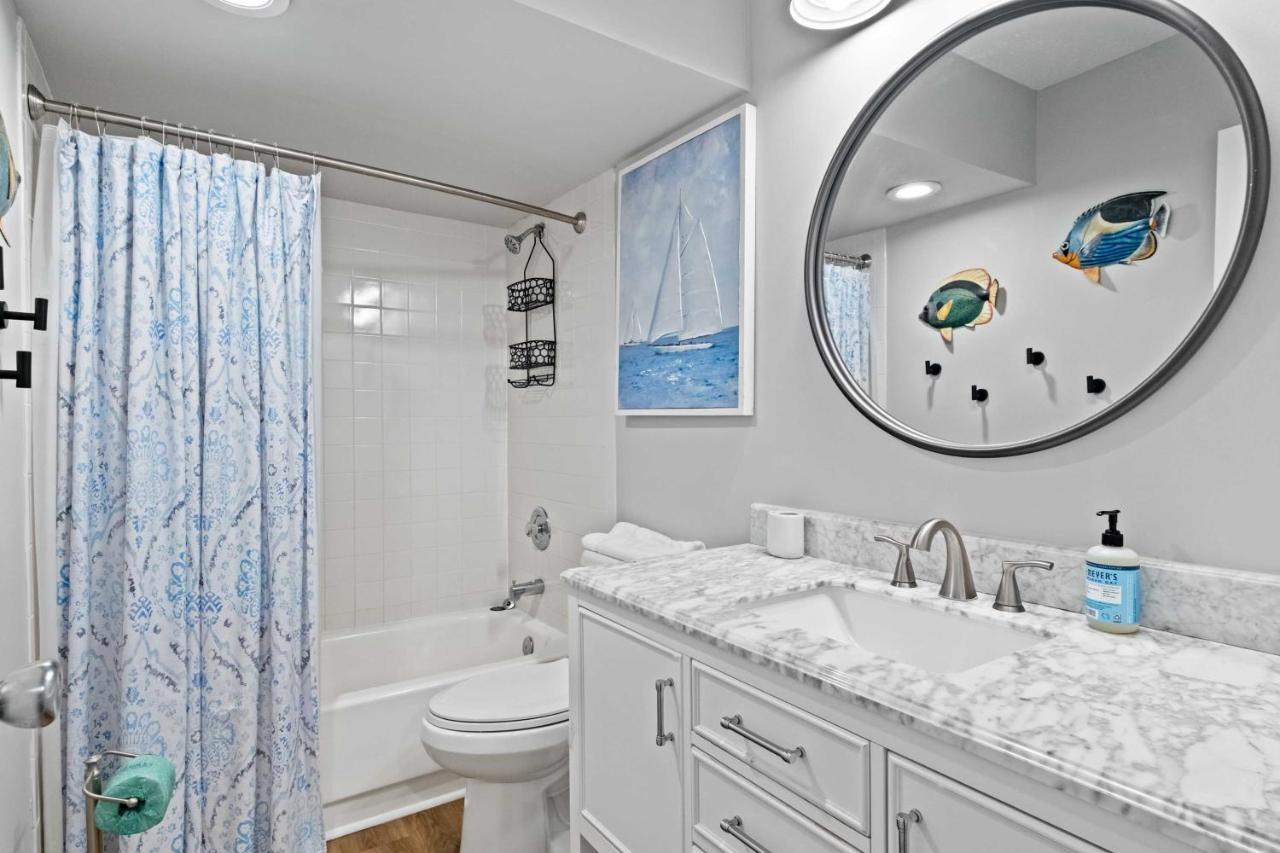 Coastal Oasis With Pool - Walk To Coligny Beach Park Hilton Head Island Exteriér fotografie