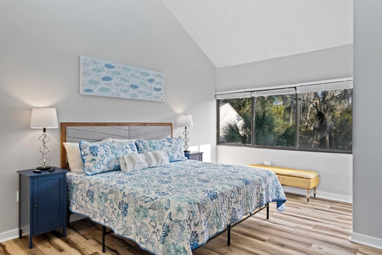 Coastal Oasis With Pool - Walk To Coligny Beach Park Hilton Head Island Exteriér fotografie
